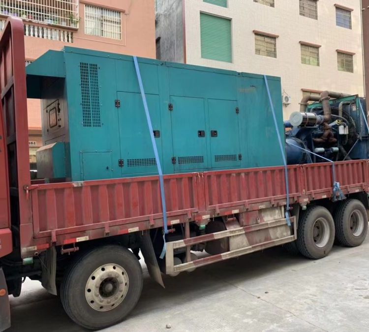 通海口镇如何在不同负载率下确保 400KW 柴油发电机组的正常运行？