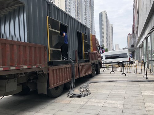 通海口镇柴油发电机空气滤清器在不同季节的更换周期是否有差异？